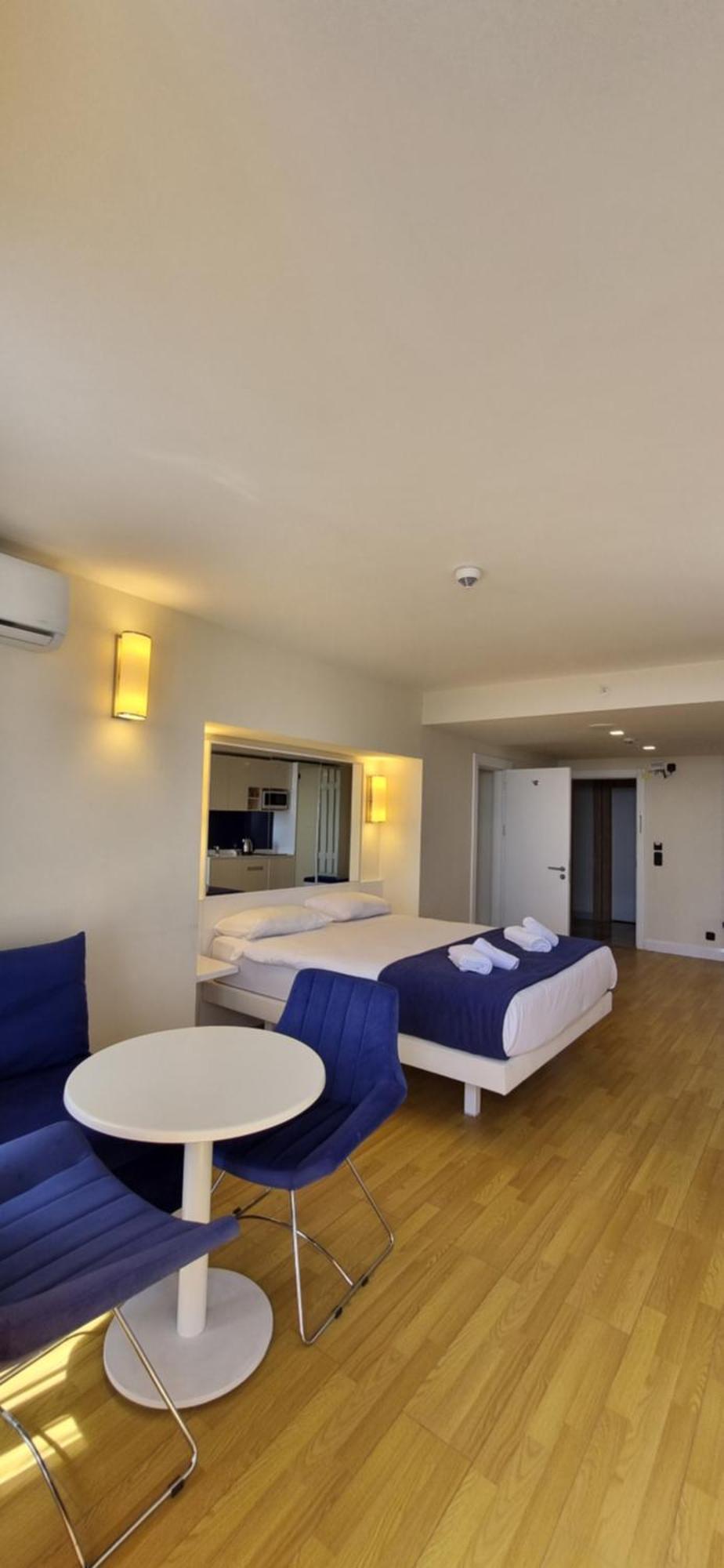 Sea View Apartments In Orbi City Batumi Bagian luar foto