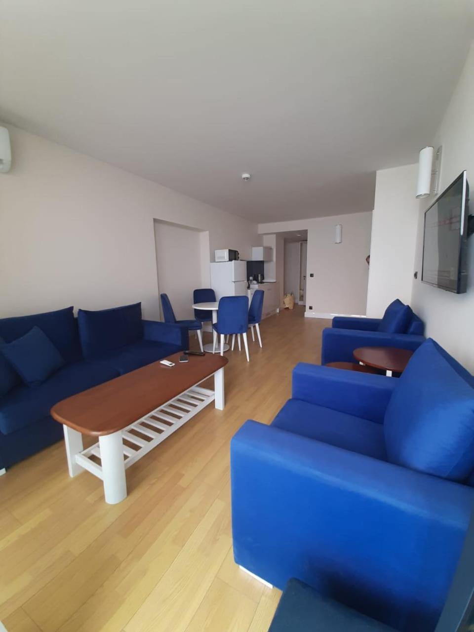 Sea View Apartments In Orbi City Batumi Bagian luar foto